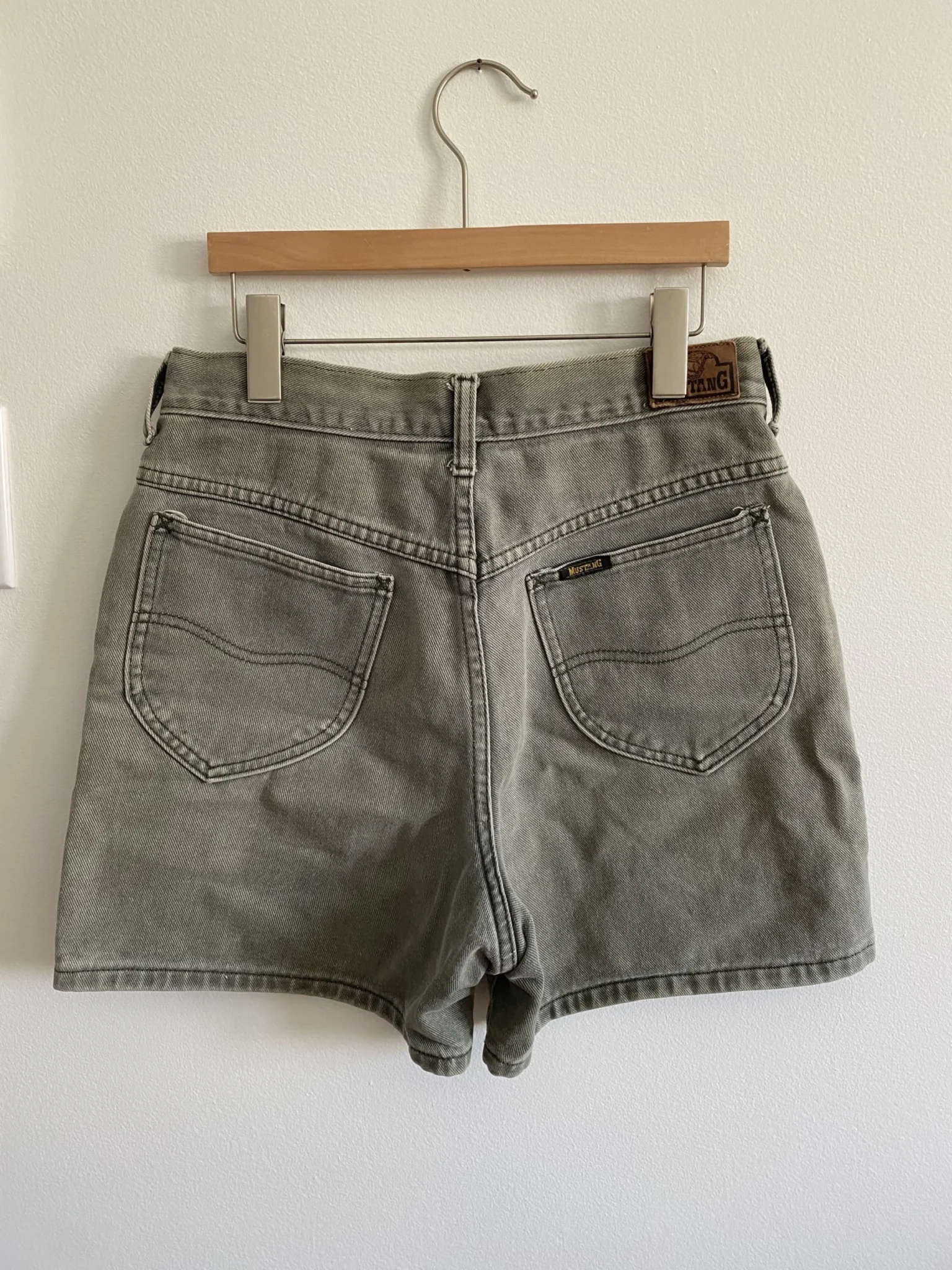 Image for Mustang vintage shorts pale green