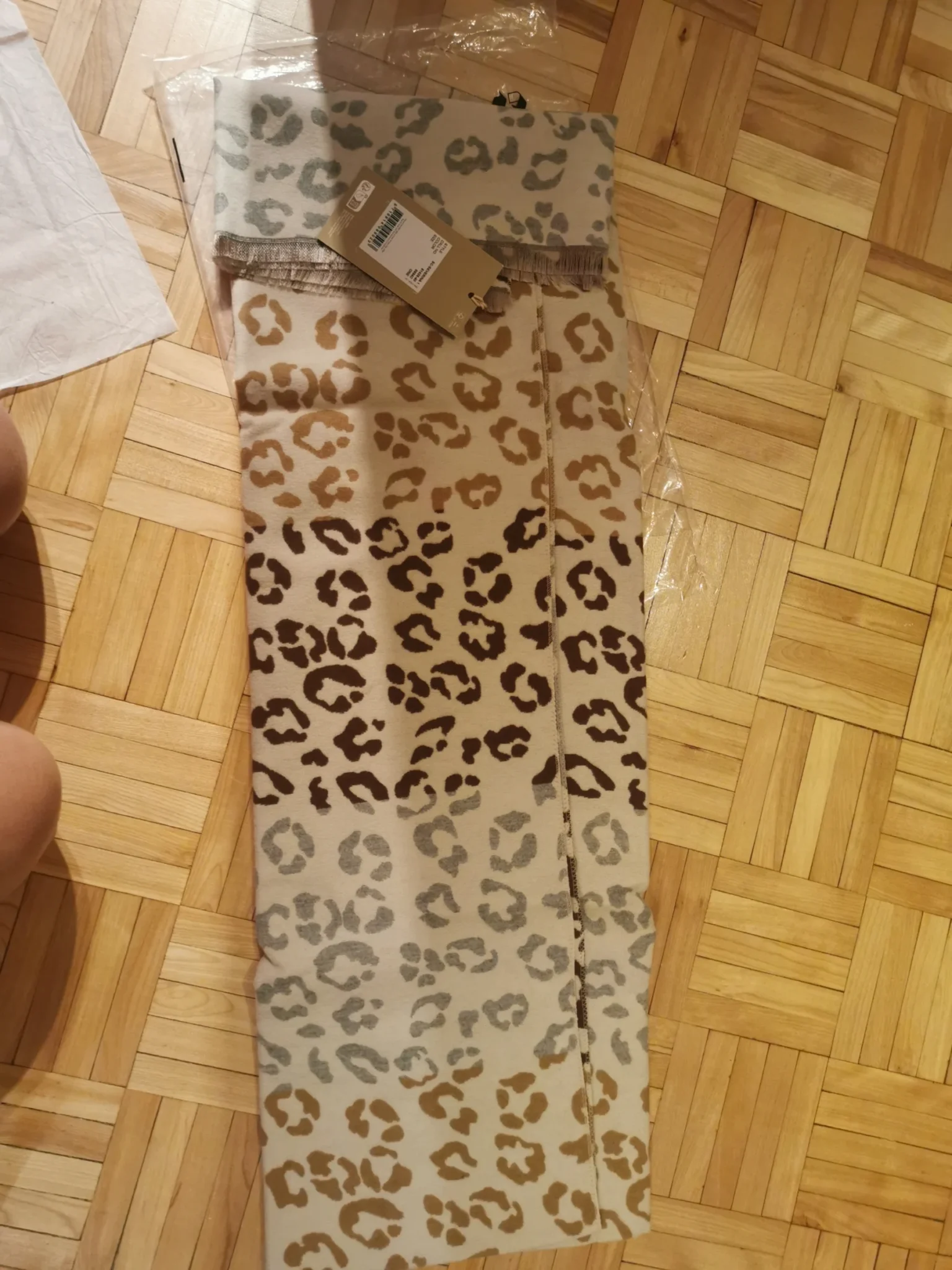 Image for Concept soy scarf