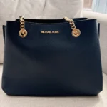 Featured thumbnail for Sacoche Michael Kors modèle Teagen bleu marin neuf