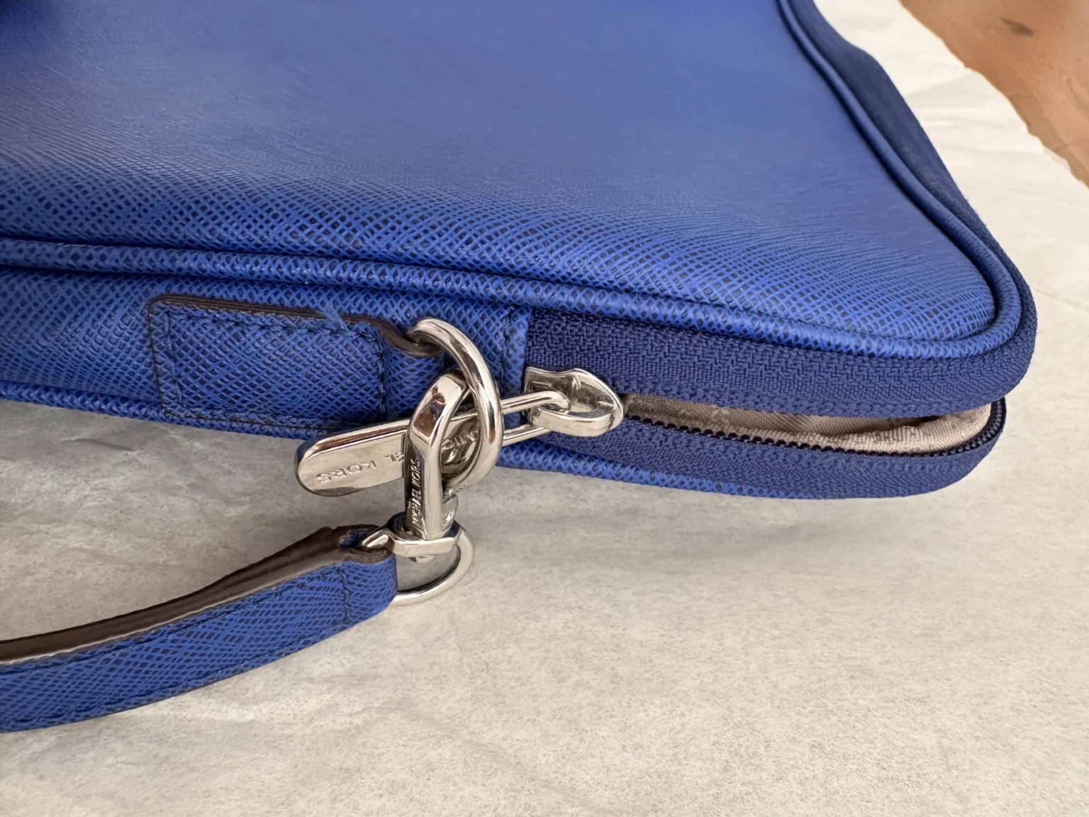 Image for Sac Michael Kors pour ipad/ air mac