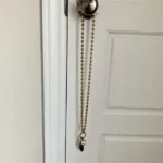 Thumbnail for Collier pendentif plume et perle or court ou long