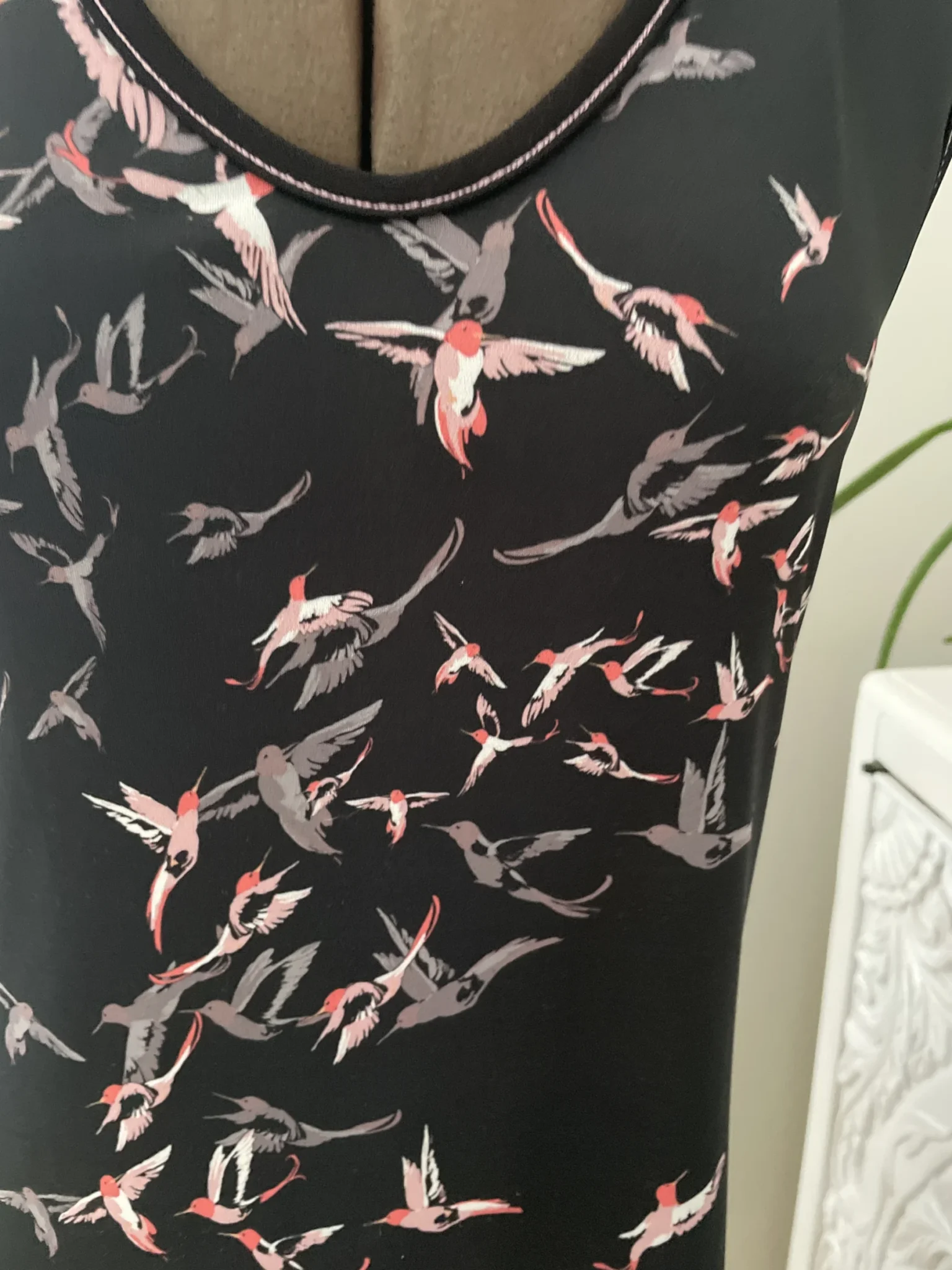 Image for Robe noire imprimée oiseaux