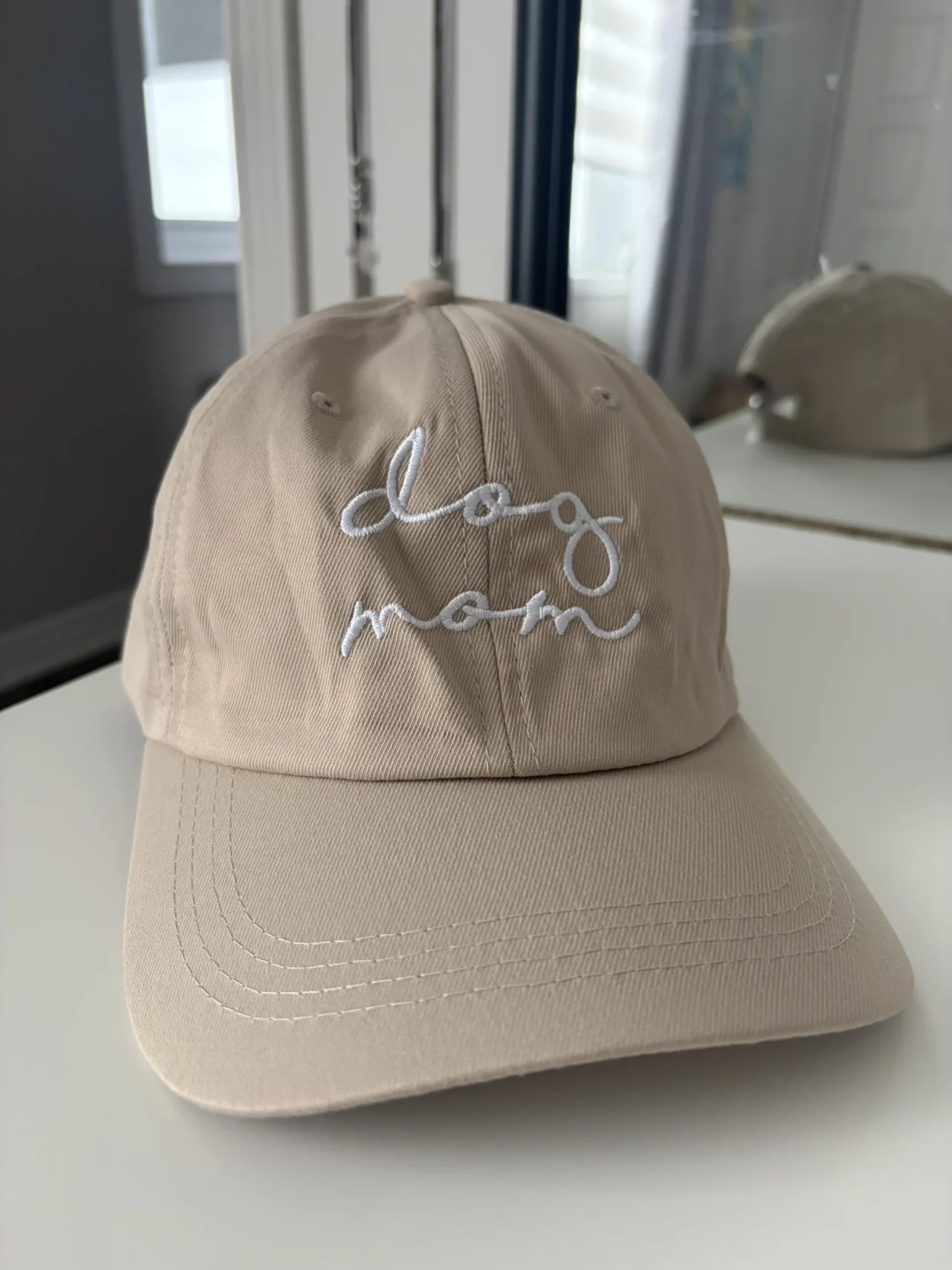 Featured image for Casquette DogMom