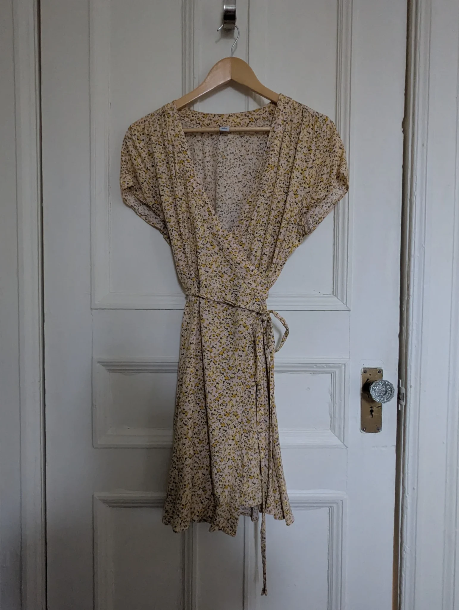 Featured image for Robe portefeuille Old Navy taille L