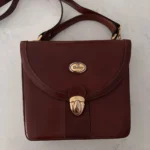 Thumbnail for Sac à main cuir Ruby London vintage!