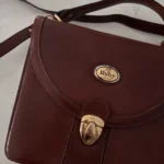 Thumbnail for Sac à main cuir Ruby London vintage!