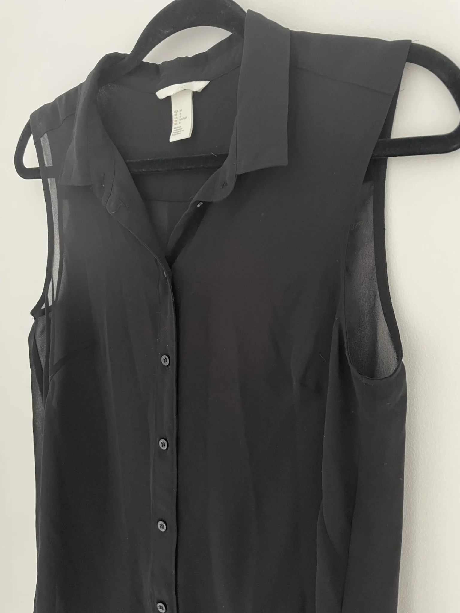 Featured image for Blouse sans manches