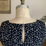 Thumbnail for Robe col scoop, Jacqueline de Yong