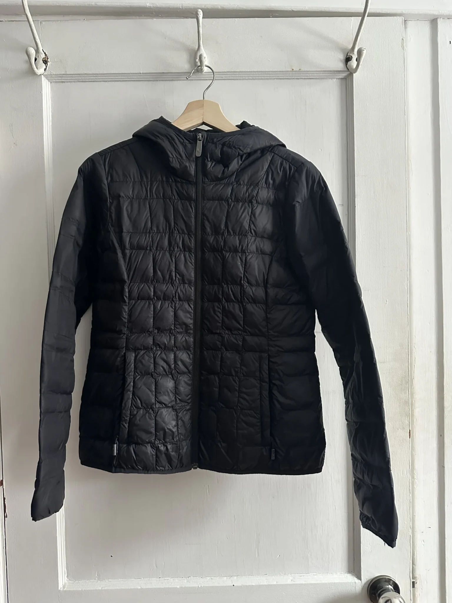 Featured image for Lolë coat