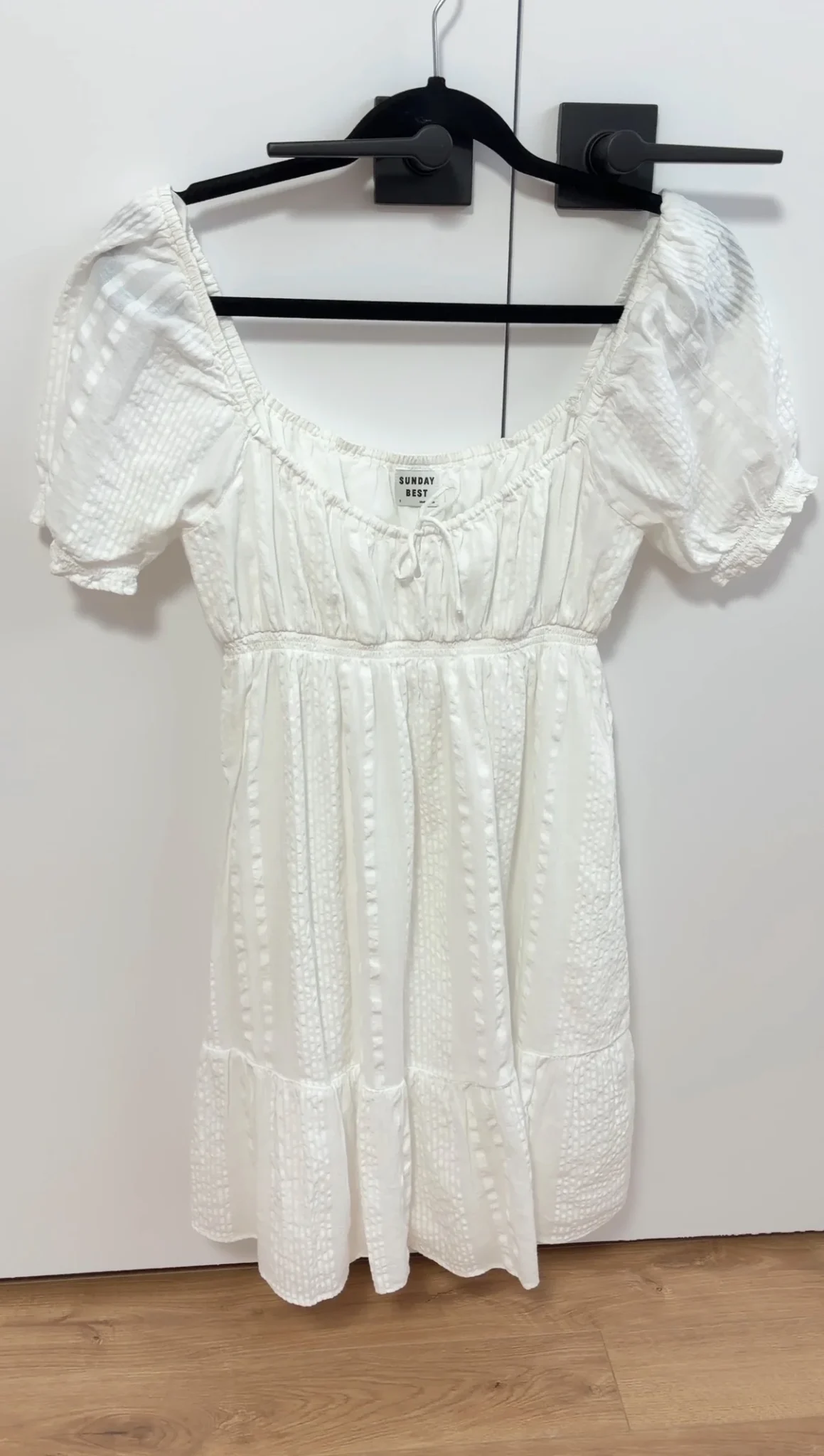 Featured image for Aritzia dress