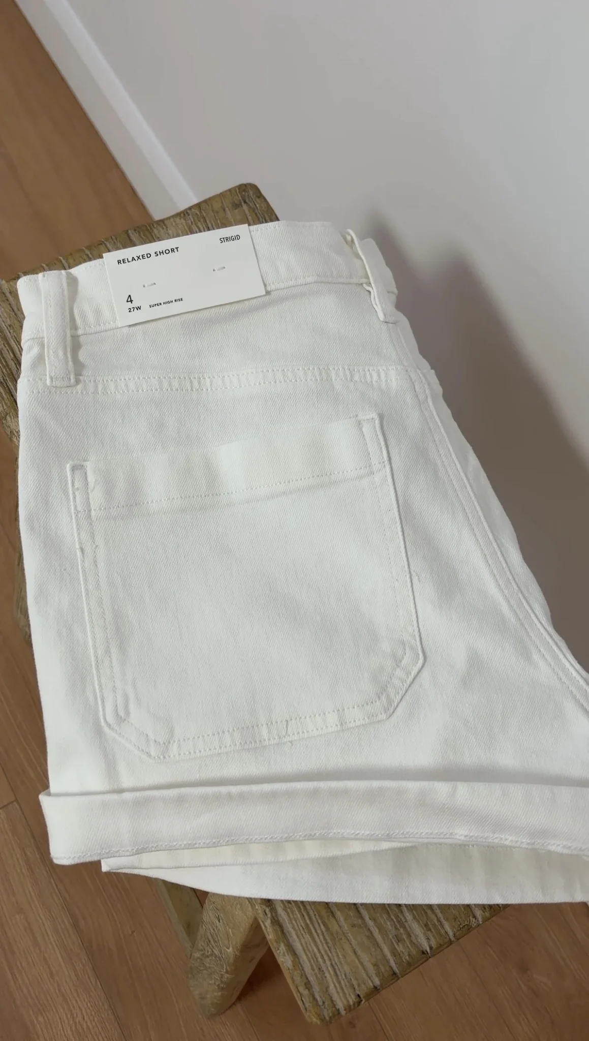 Featured image for American Eagle shorts