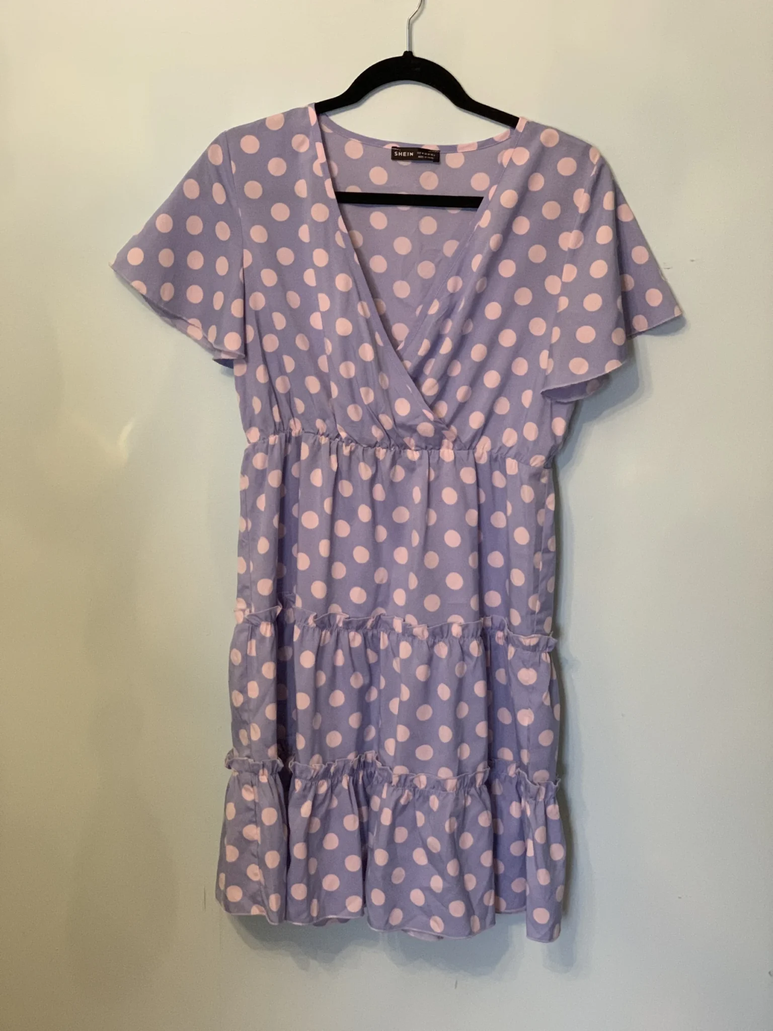 Featured image for Robe à Pois bleue et blanche