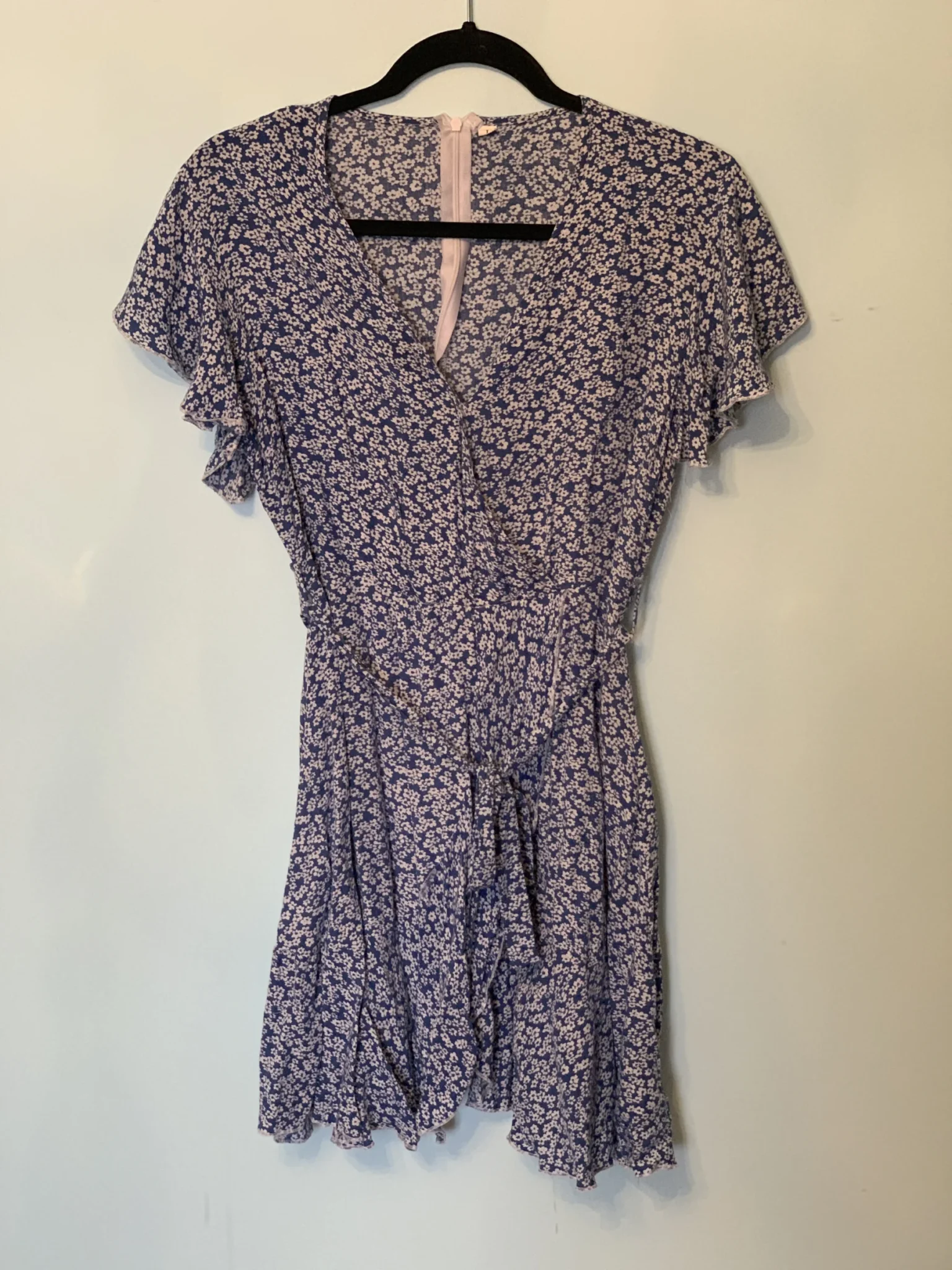 Featured image for Robe Bleue Fleurie