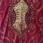 Thumbnail for Robe Bourgonne à Motifs Or