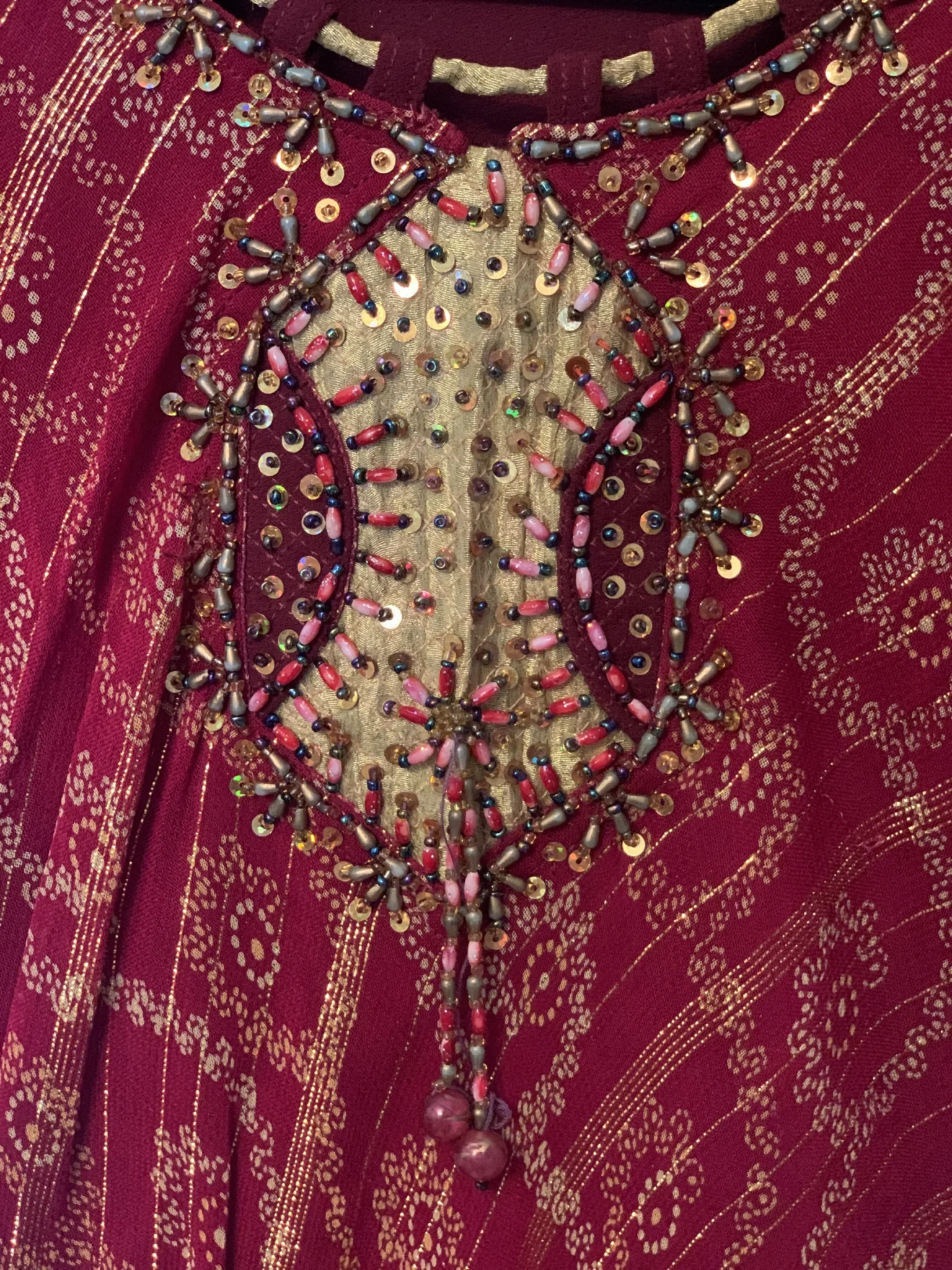 Image for Robe Bourgonne à Motifs Or