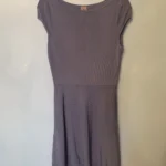 Featured thumbnail for Robe mi-mollet