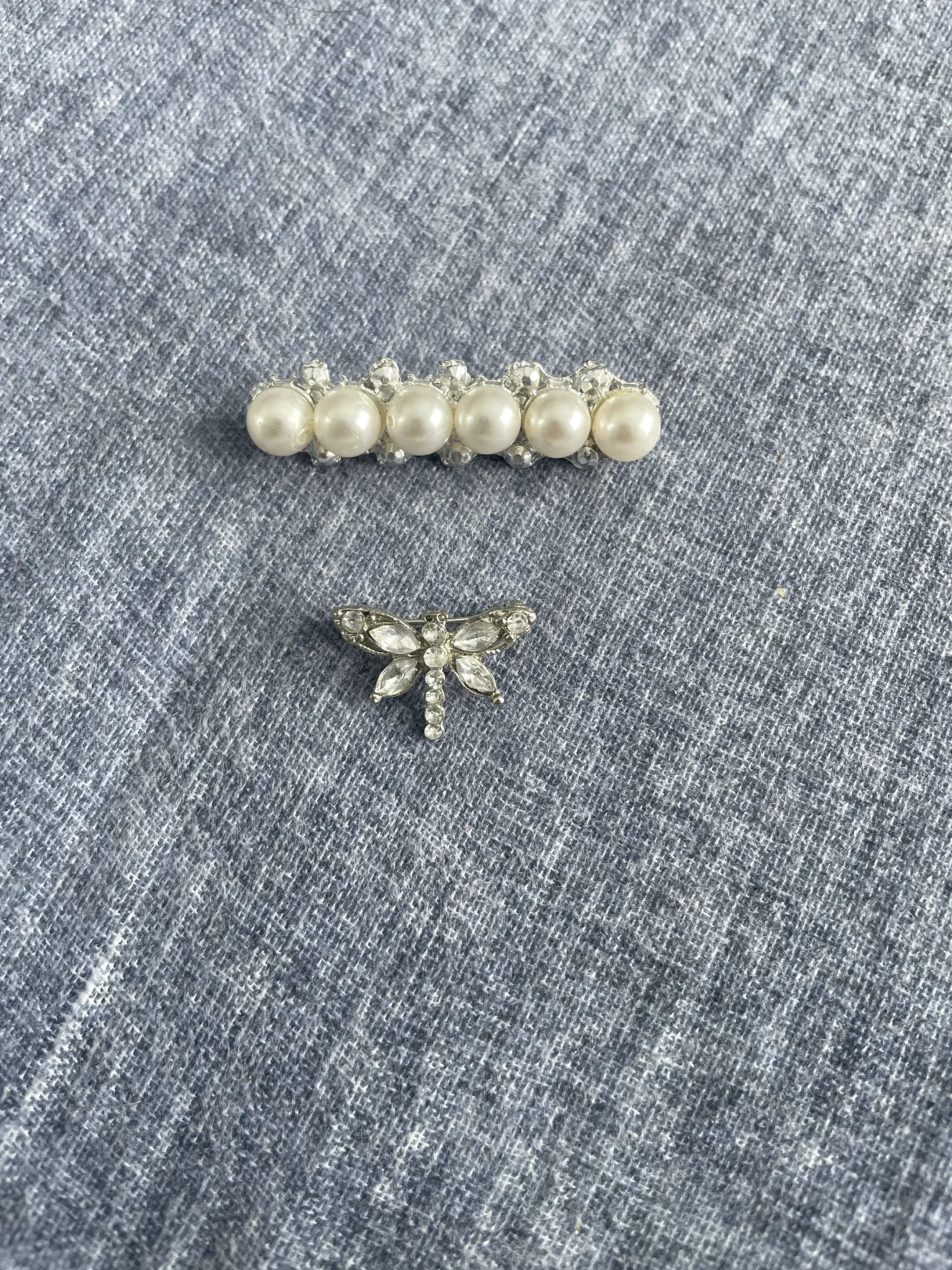 Featured image for Broches