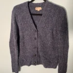 Featured thumbnail for Cardigan Bleu