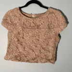 Featured thumbnail for T-Shirt en dentelle Rose Pêche
