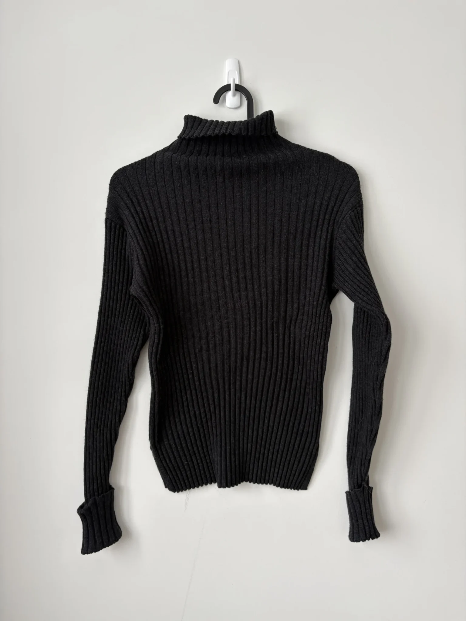 Featured image for Mockneck gris
