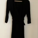 Featured thumbnail for Robe portefeuille - Inès de la Fressange