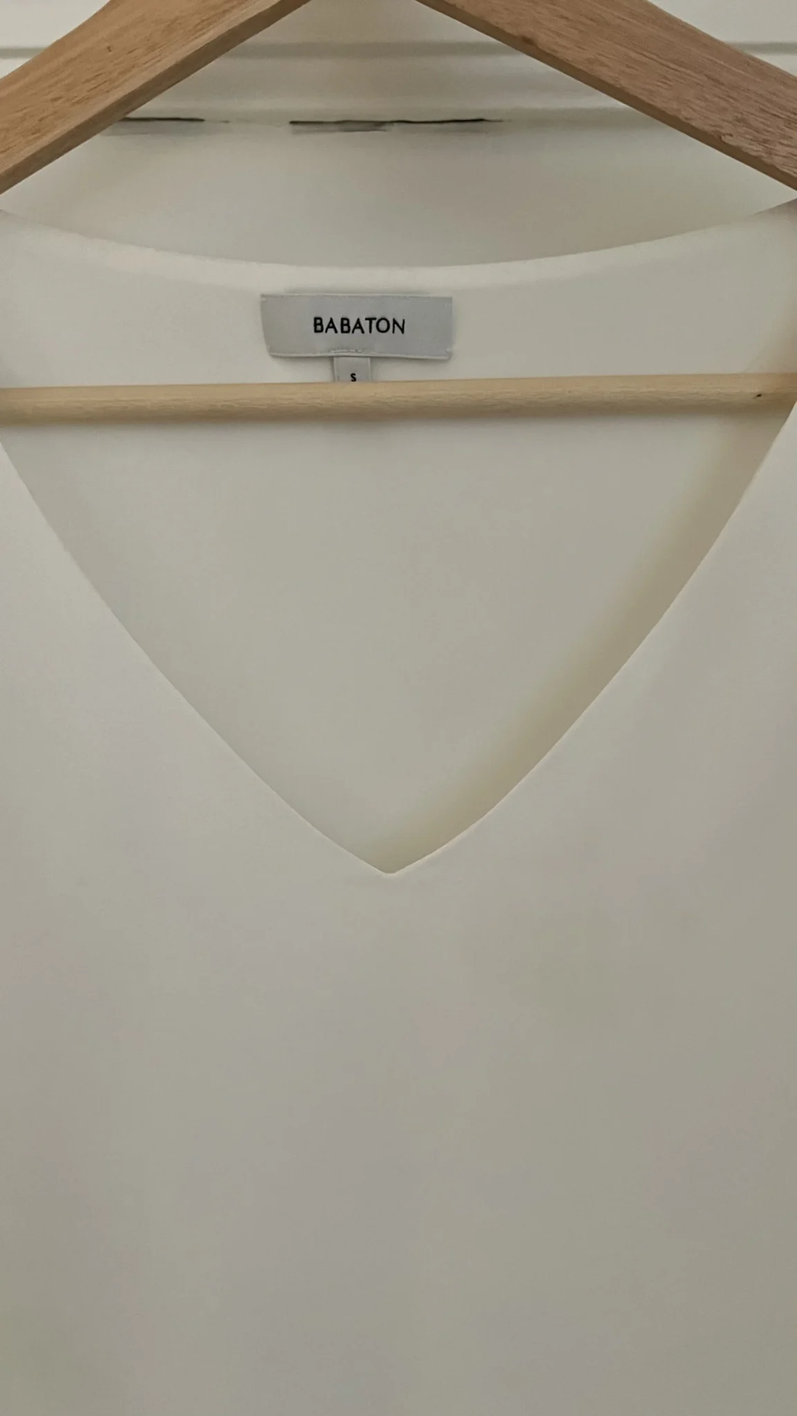 Image for Vneck  sans manche - Babaton
