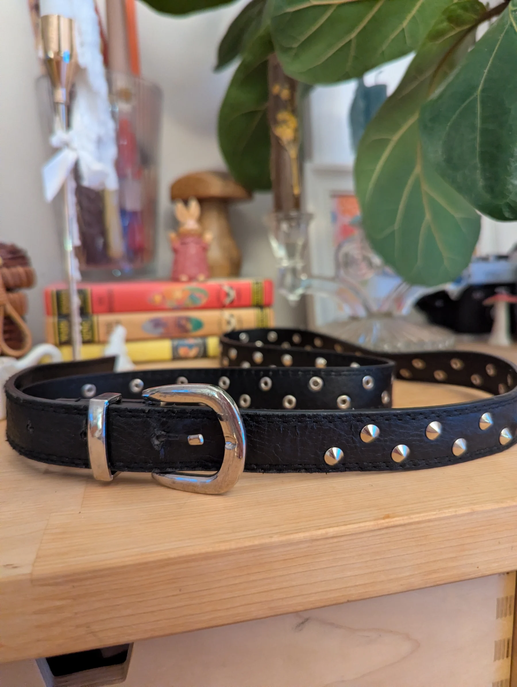 Ceinture à studs *Autre seconde main