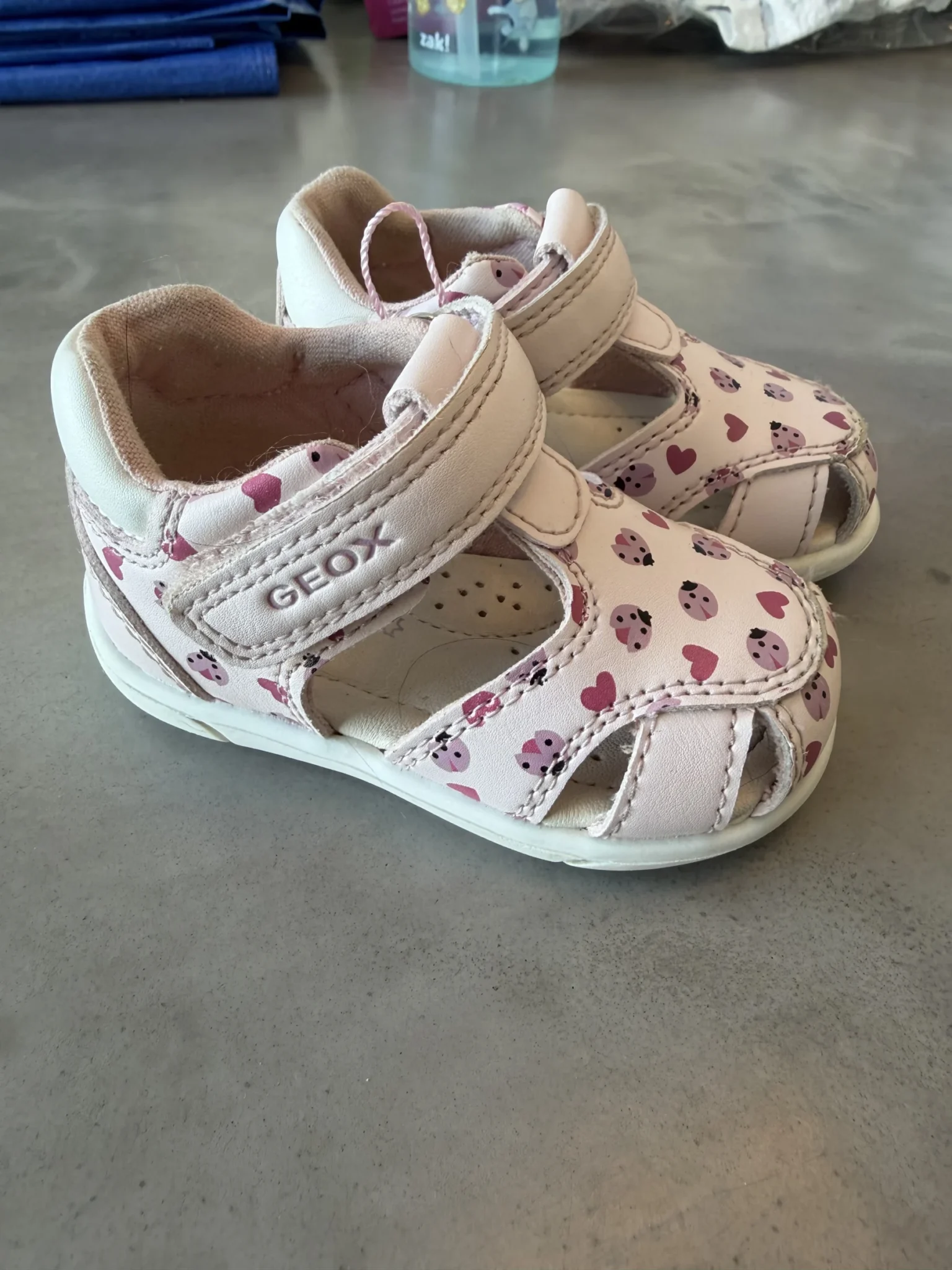 Featured image for Sandales Geox bébé fille grandeur 18