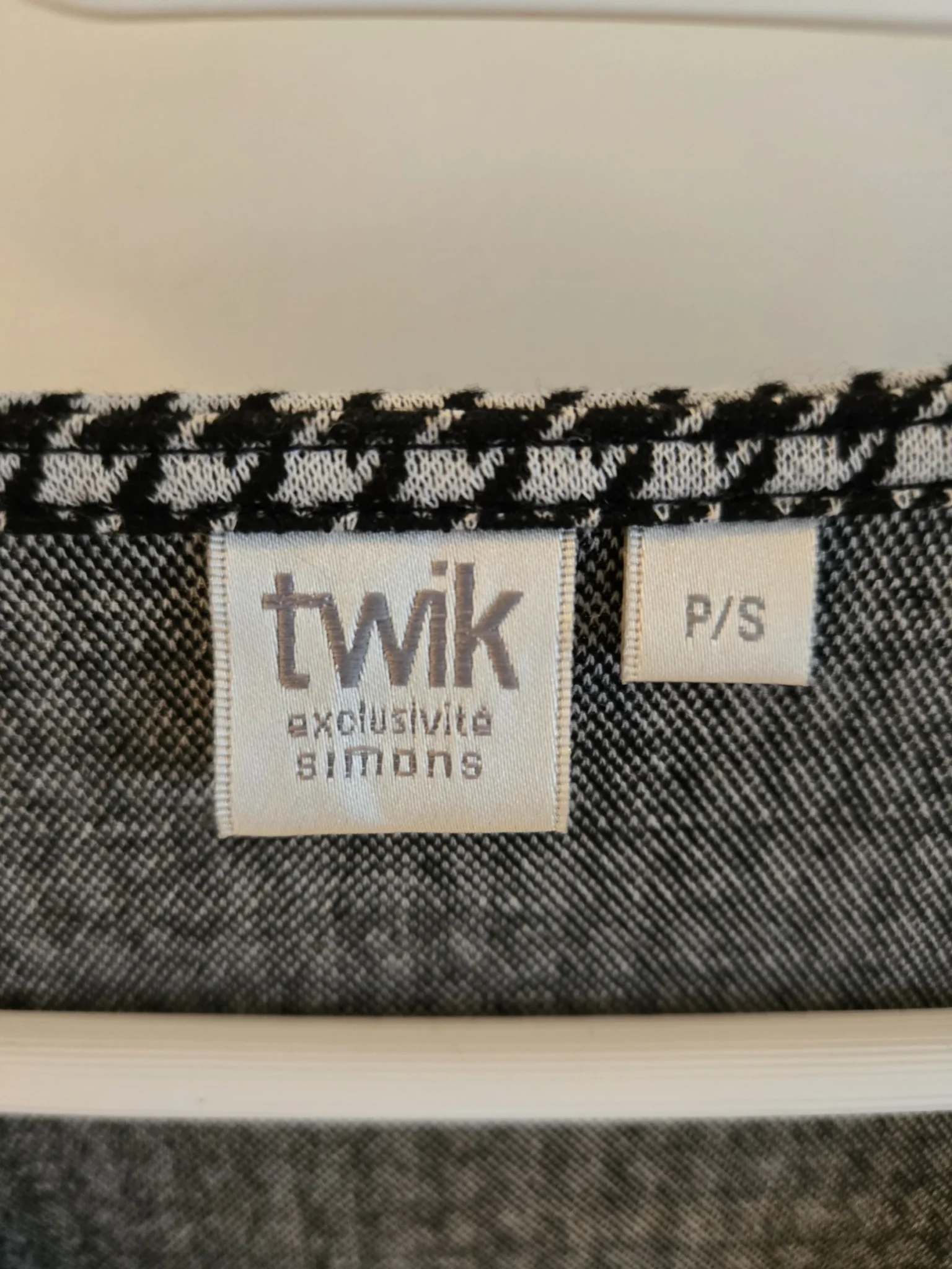 Image for Twik houndstooth dress
