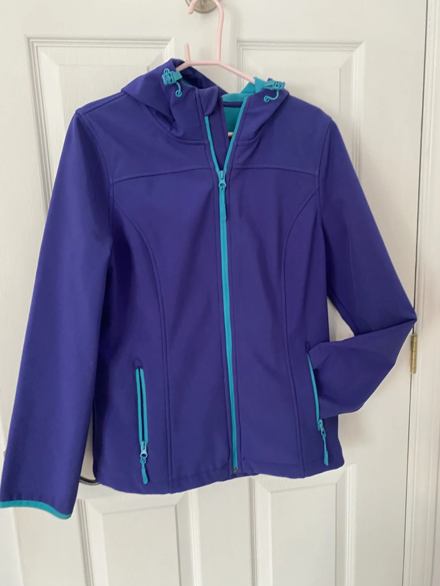 Featured image for Mid-season coat