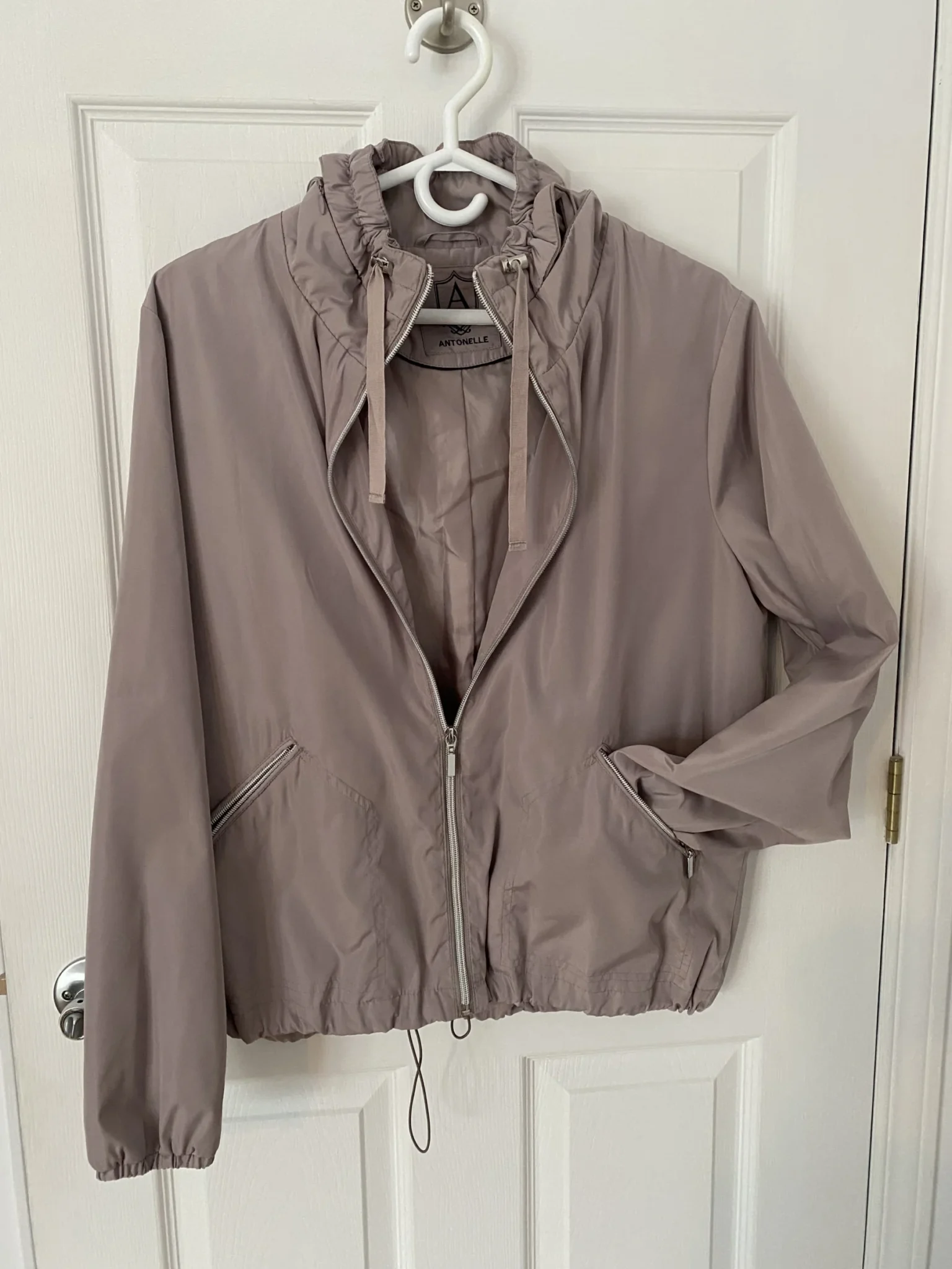 Featured image for Mid-season coat