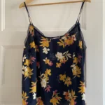 Featured thumbnail for Jolie camisole à fleurs 🌸