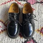 Featured thumbnail for Dr Martens vernies à semelle épaisse 👞