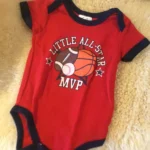 Thumbnail for Cache couche football basketball bébé unisexe 6-9