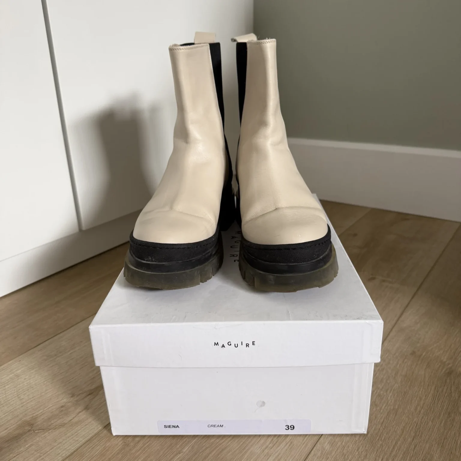 Image for Maguire Bottes Sienna crème