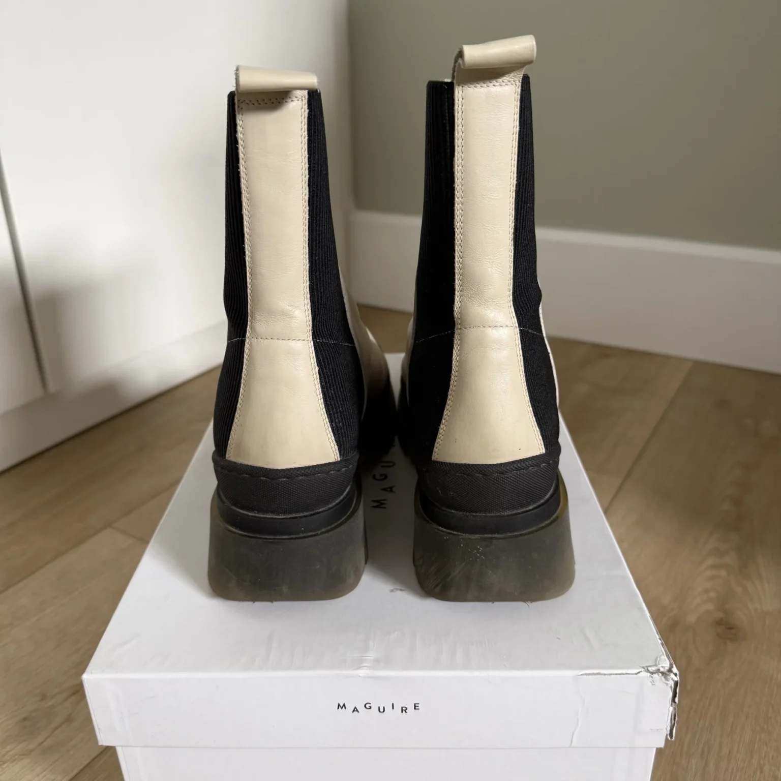 Image for Maguire Bottes Sienna crème