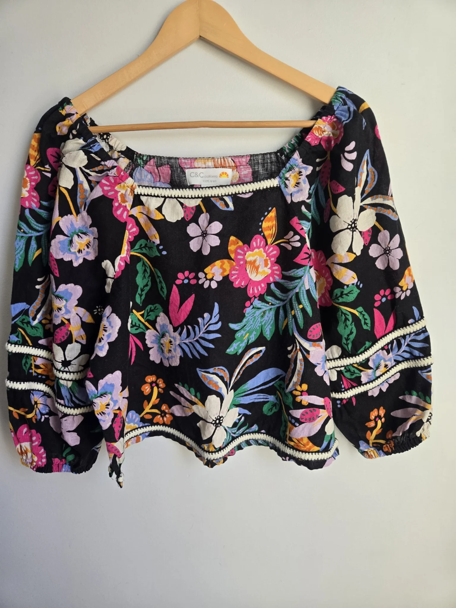 Featured image for C&C California 100% linen blouse