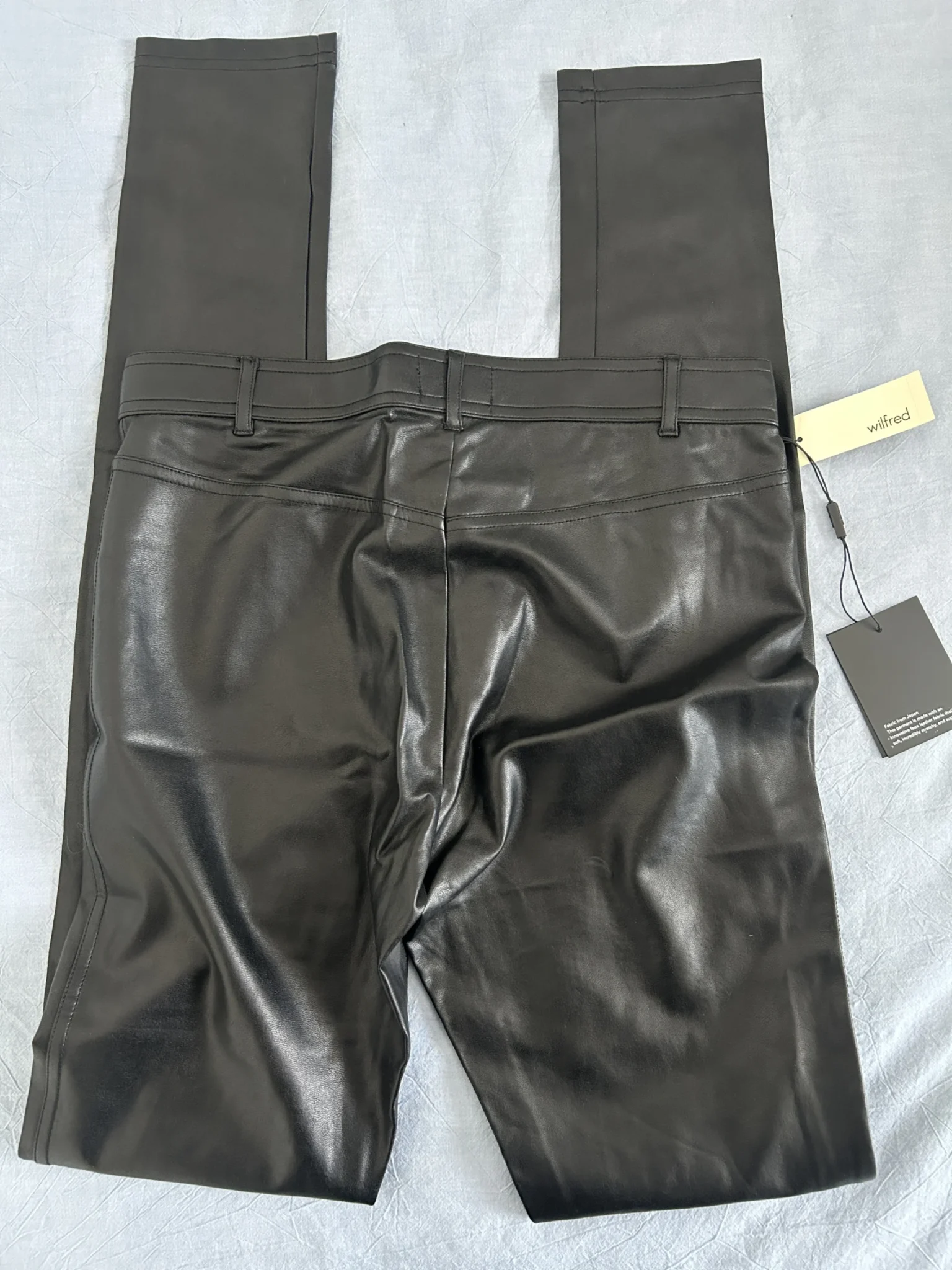 Image for Les plus doux leggings de ''cuir'' EVER !