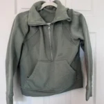 Featured thumbnail for Gilet vert sauge