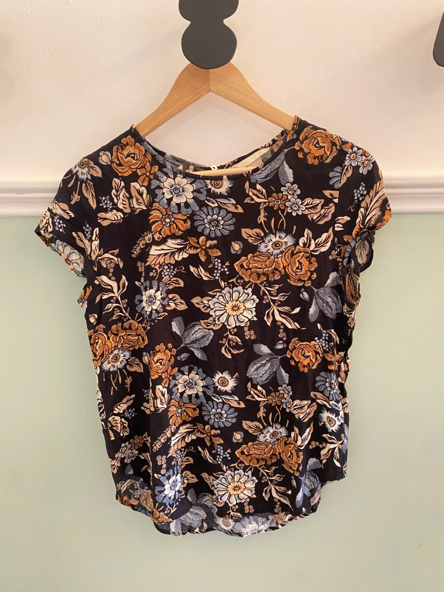 Featured image for Chandail fleuri H&M