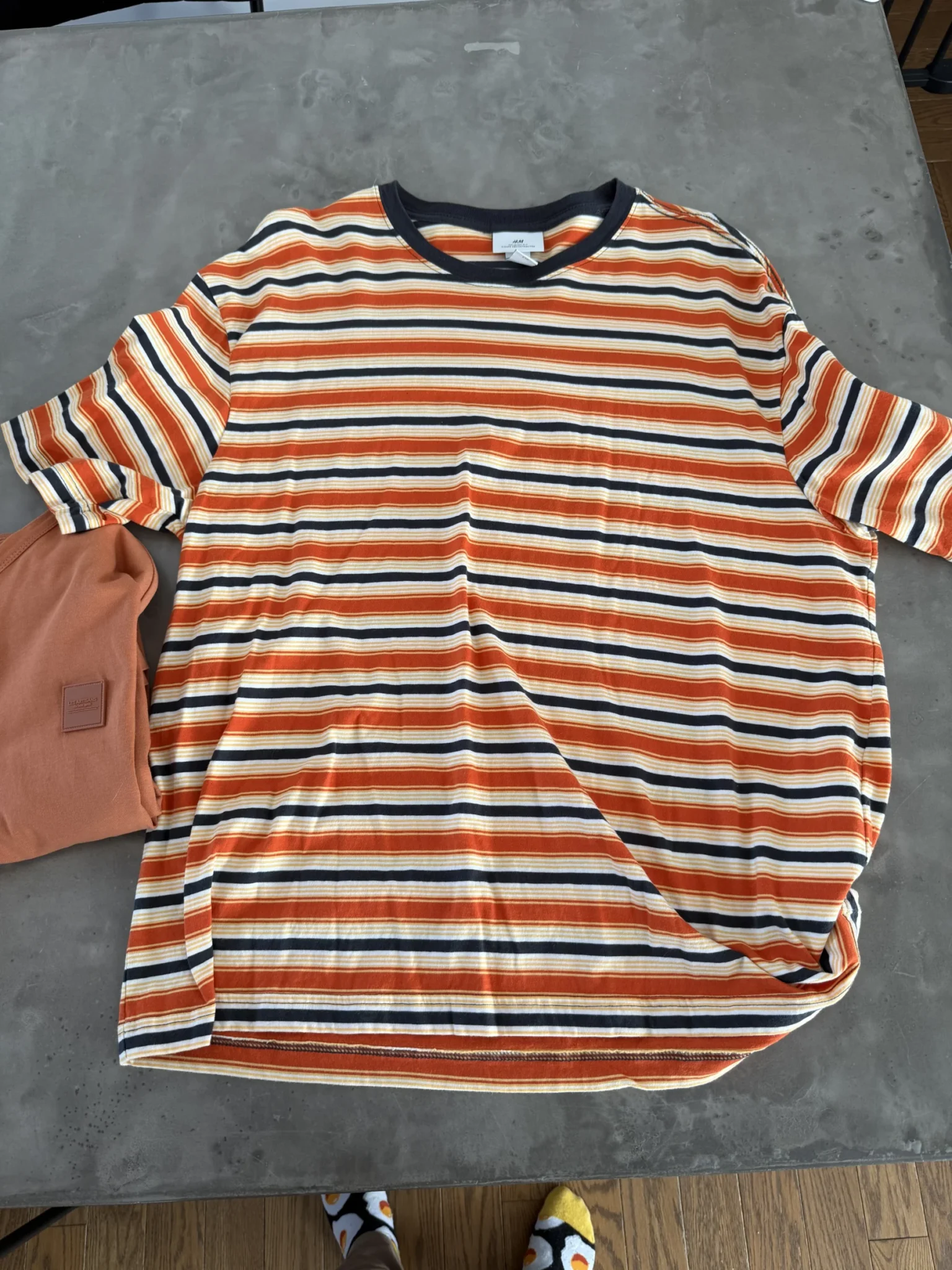 Image for Lot 2 Chandails HM Hommes XLarge