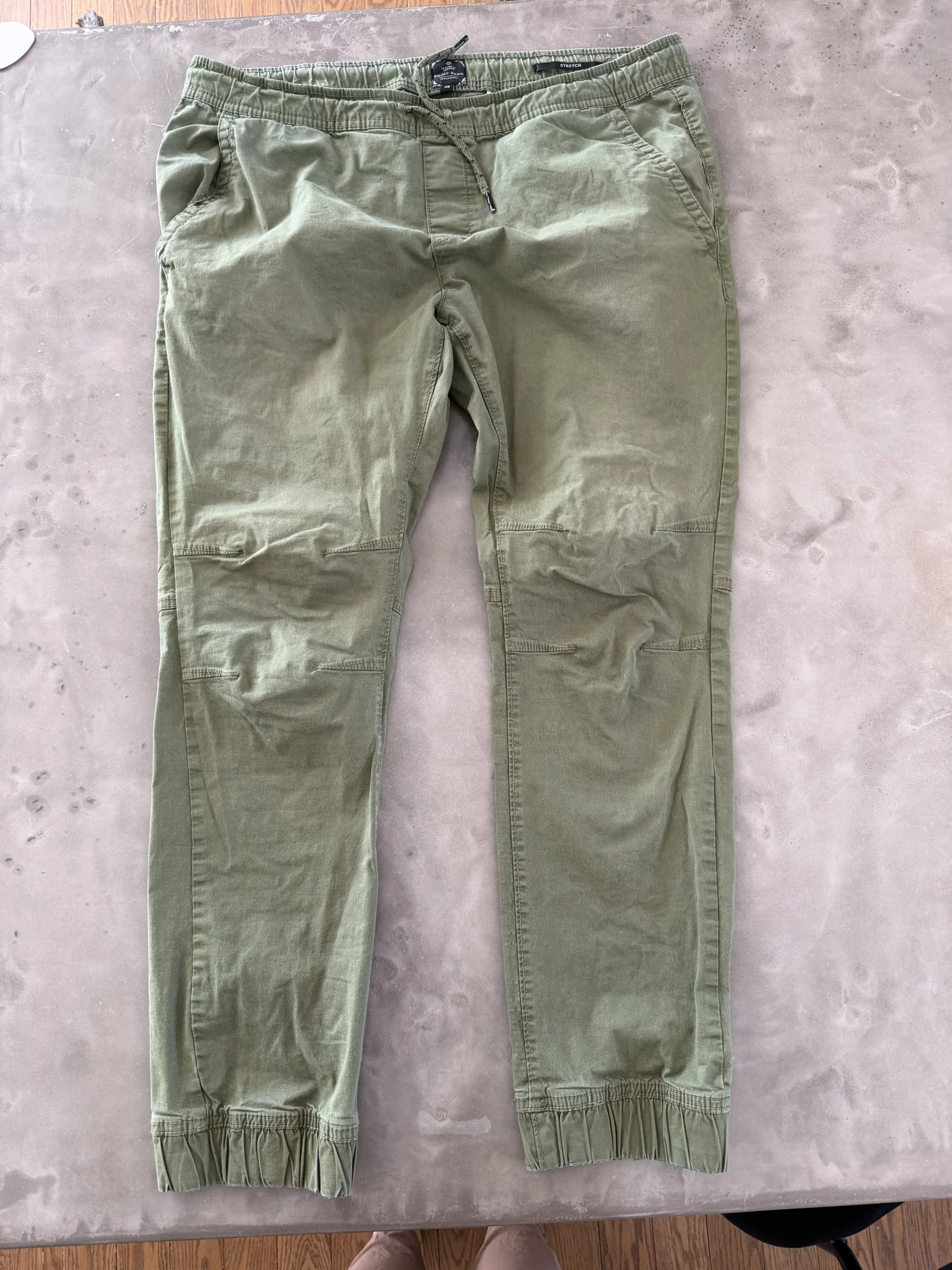 Pantalons Point Zero 36 Homme Point Zéro seconde main