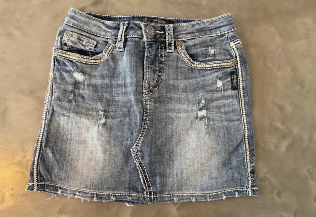 Featured image for Jupe en jeans Silver W25