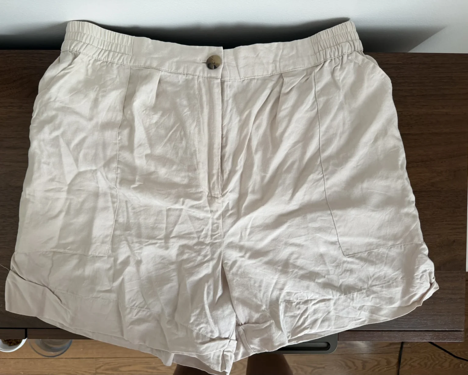 Featured image for Short Apricot Large (14)