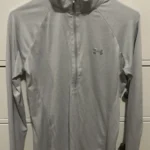 Featured thumbnail for Haut Under Armour HeatGear Demi-Zip – Gris – Taille Médium **(Fait comme Small)**