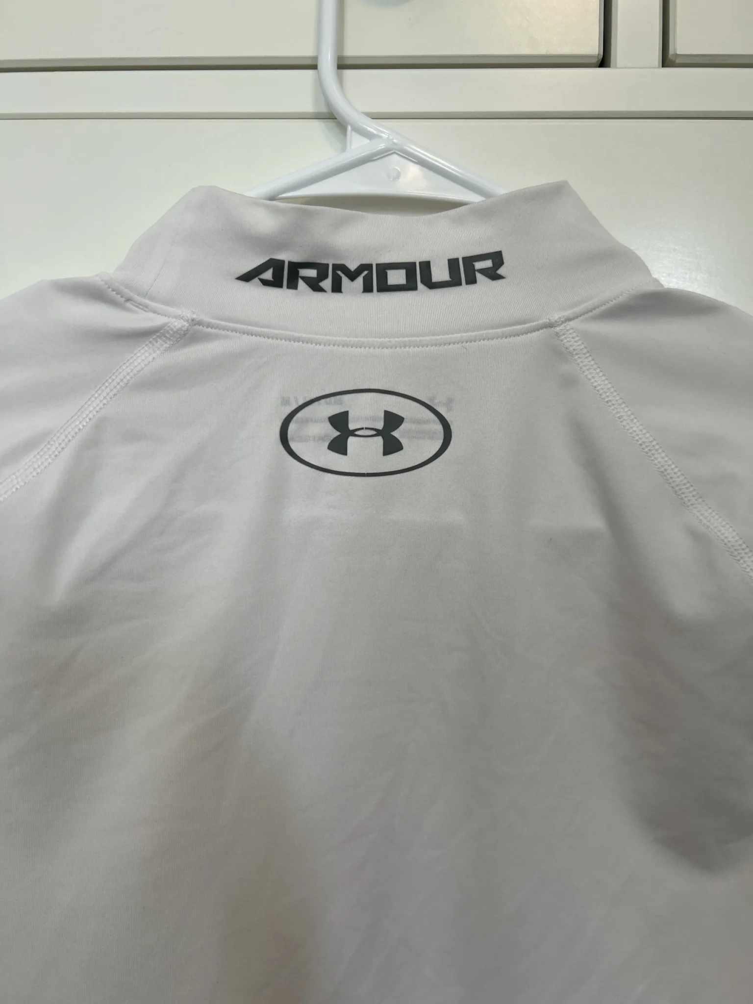 Image for Titre : Haut Under Armour HeatGear Compression – Blanc – Taille Médium (M)