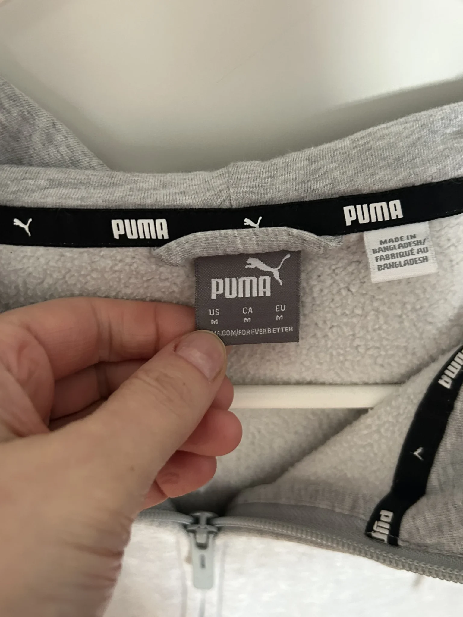 Image for Coton Ouaté Zippé Puma (Hoodie) – Gris Chiné – Taille Médium – Très Bon État