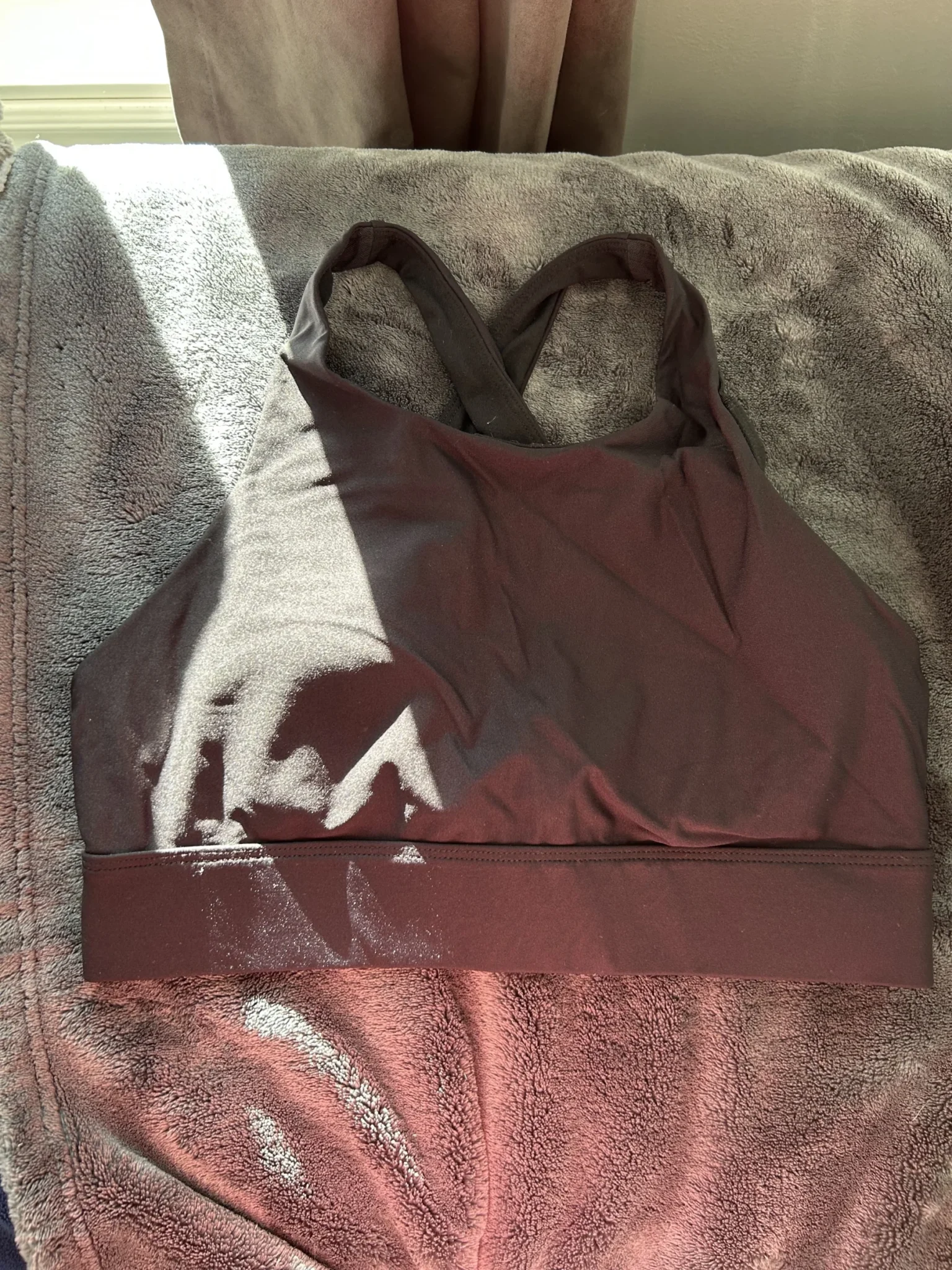 Featured image for Brassière de Sport Fabletics Col Montant – Noir – Taille Small – Excellent État
