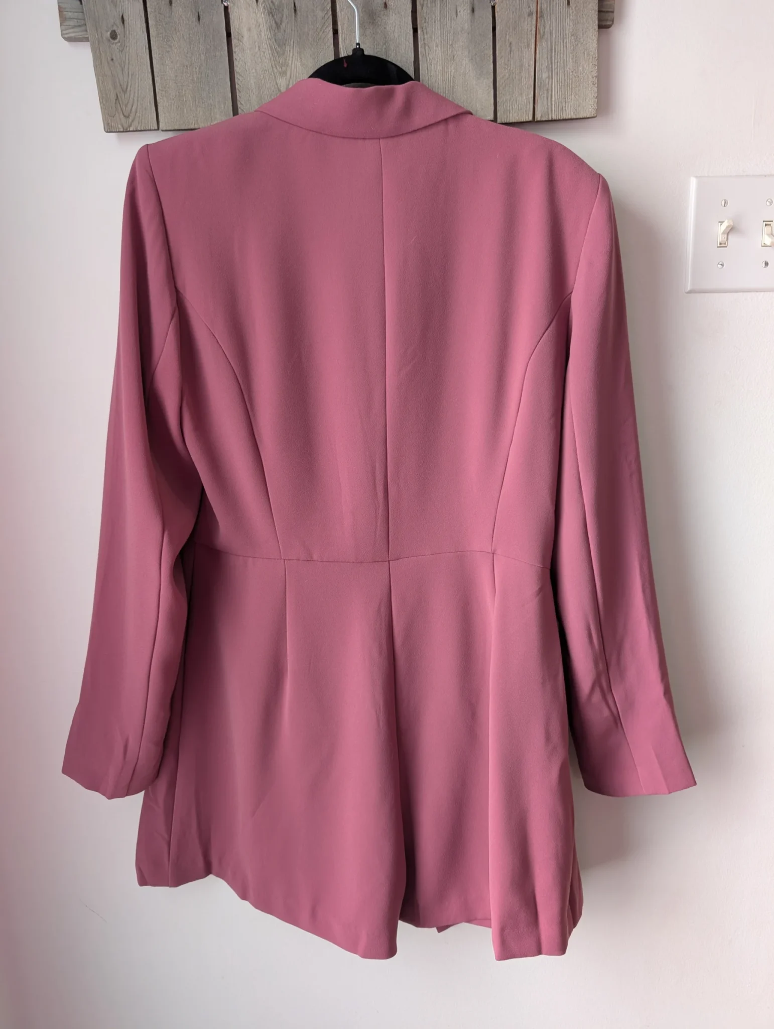 Image for Veston Romper dynamite