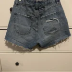 Thumbnail for Short Mom Denim Garage – Bleu Délavé & Déchiré – Taille 07 (W28) – Excellent État
